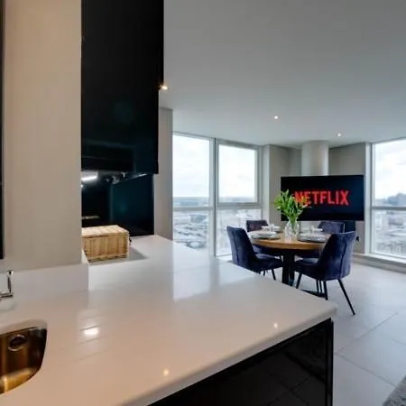 Tallest Building In The City Centre Sleeps 5 Incredible City Mountain And Lagan Views Belfast Esterno foto