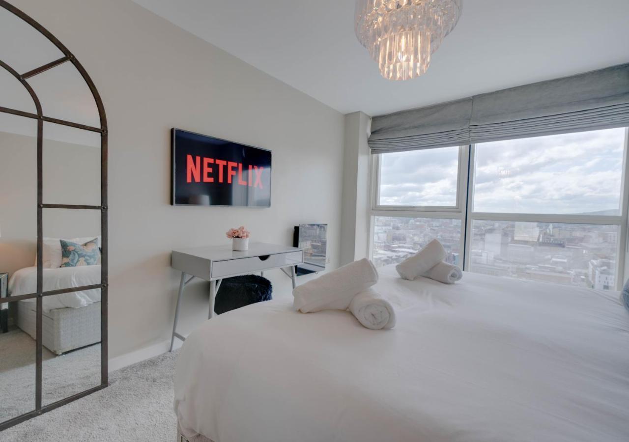 Appartamento Tallest Building In The Centre Sleeps 5 Incredible Mountain And Lagan Views Belfast
