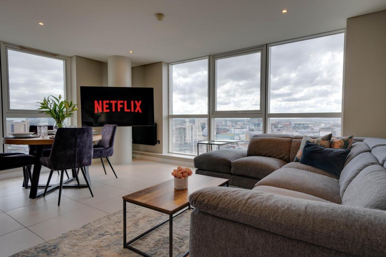 Tallest Building In The Centre Sleeps 5 Incredible Mountain And Lagan Views Appartamento *